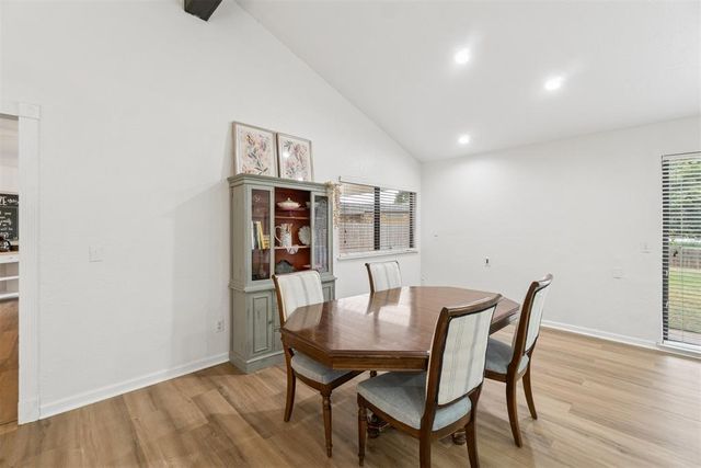 11712 NW 117th Street, Yukon, OK 73099