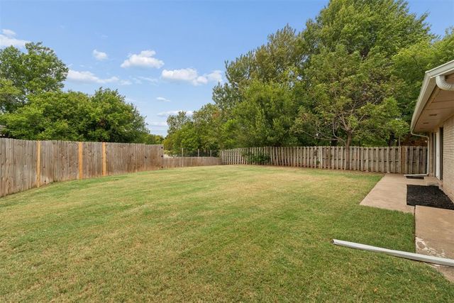 11712 NW 117th Street, Yukon, OK 73099
