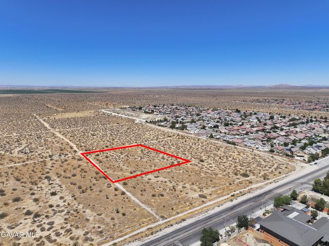Ave R Vic 57th Ste, Palmdale, CA 93550