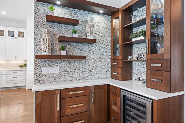 20181 SE Bridgewater Drive, Jupiter, FL 33458