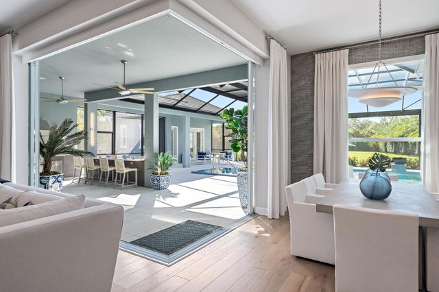 20181 SE Bridgewater Drive, Jupiter, FL 33458