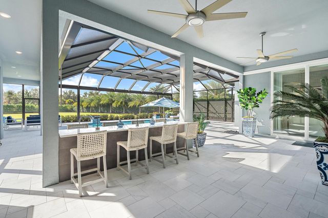 20181 SE Bridgewater Drive, Jupiter, FL 33458