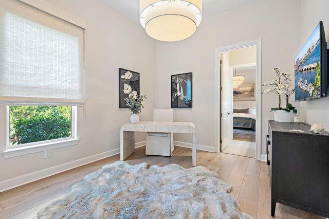 20181 SE Bridgewater Drive, Jupiter, FL 33458