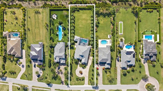 20181 SE Bridgewater Drive, Jupiter, FL 33458