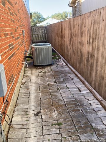 1326 DEZARAE, San Antonio, TX 78253
