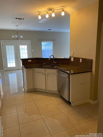 1326 DEZARAE, San Antonio, TX 78253