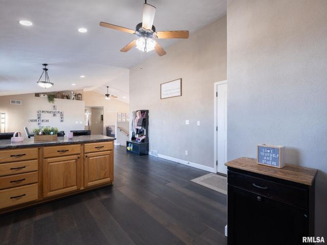 1816 Whitetail Lane, Pekin, IL 61554