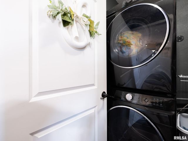 1816 Whitetail Lane, Pekin, IL 61554