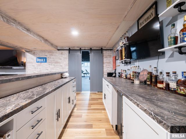 1816 Whitetail Lane, Pekin, IL 61554