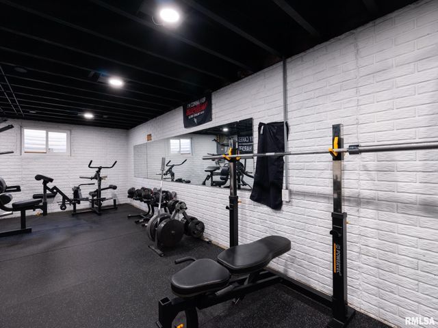 1816 Whitetail Lane, Pekin, IL 61554