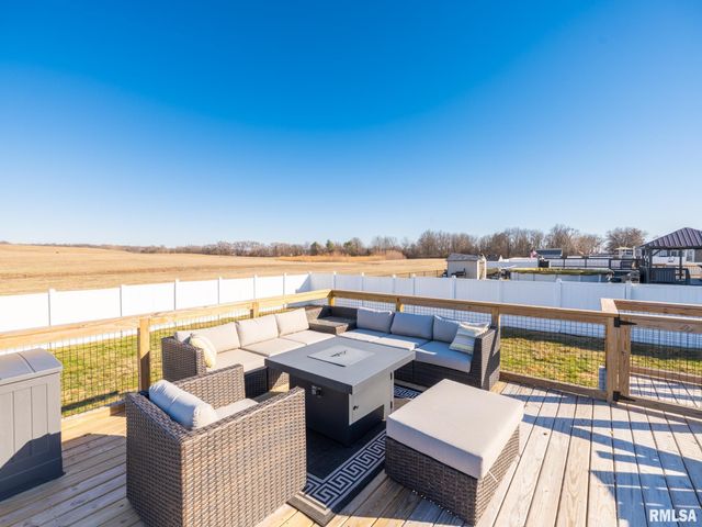 1816 Whitetail Lane, Pekin, IL 61554