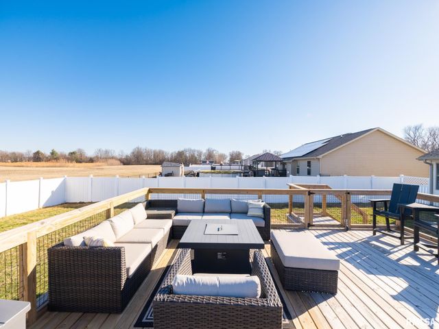 1816 Whitetail Lane, Pekin, IL 61554