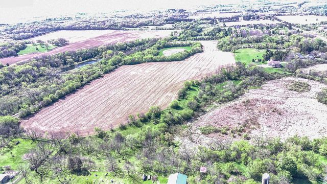 35515 Washington AVENUE, Burlington, WI 53105