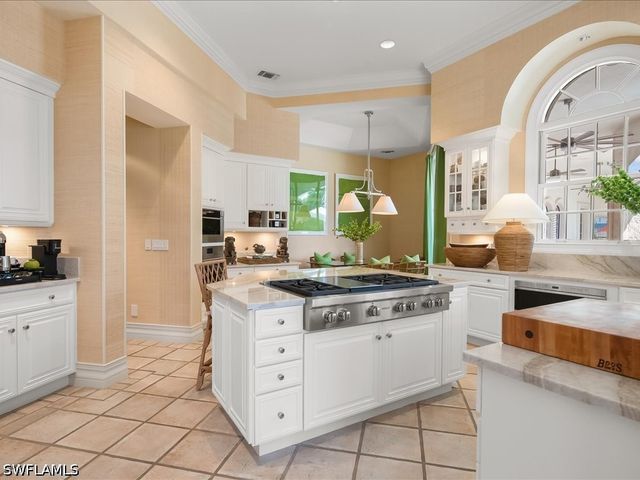 9959 Brassie BEND, Naples, FL 34108