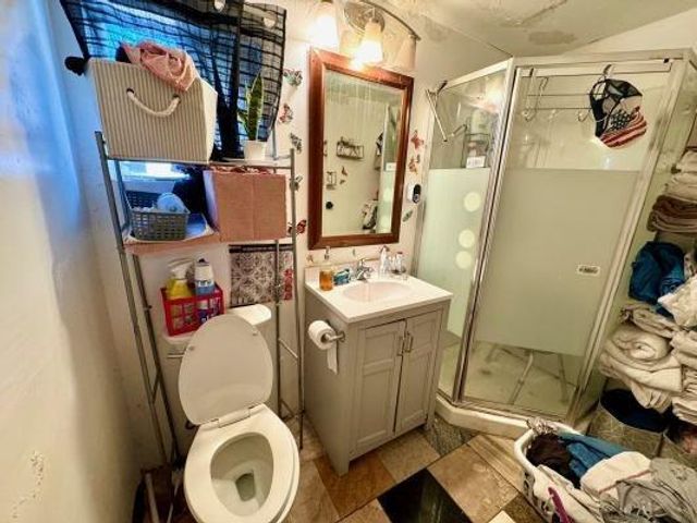 3819 E Belgravia Avenue, Fresno, CA 93725