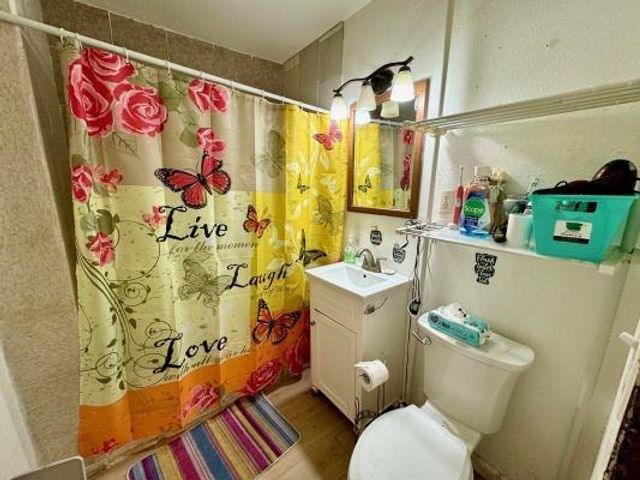 3819 E Belgravia Avenue, Fresno, CA 93725