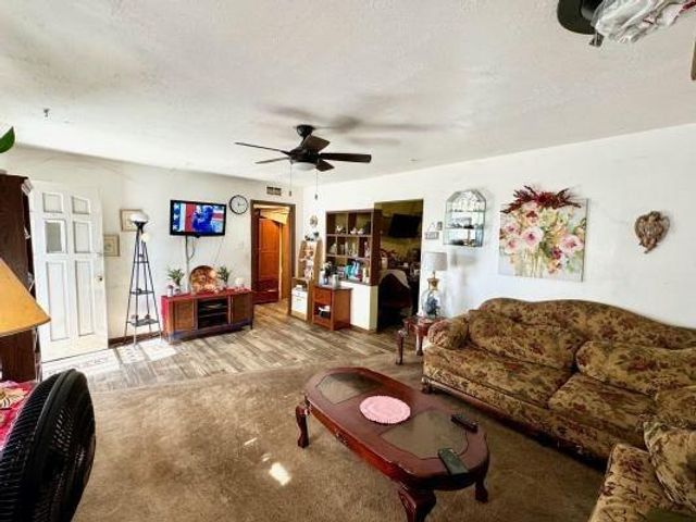 3819 E Belgravia Avenue, Fresno, CA 93725