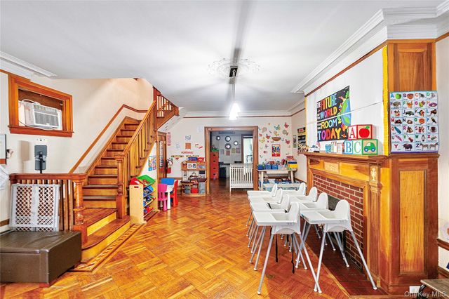 88 Midwood Street, Brooklyn, NY 11225