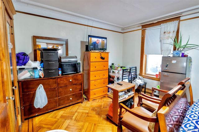 88 Midwood Street, Brooklyn, NY 11225