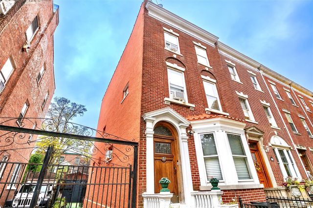 88 Midwood Street, Brooklyn, NY 11225