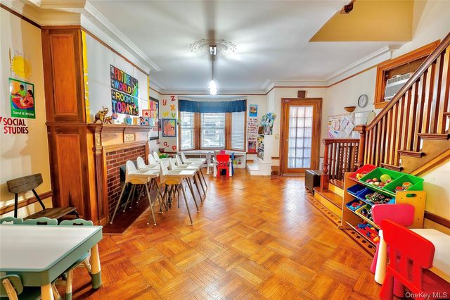 88 Midwood Street, Brooklyn, NY 11225