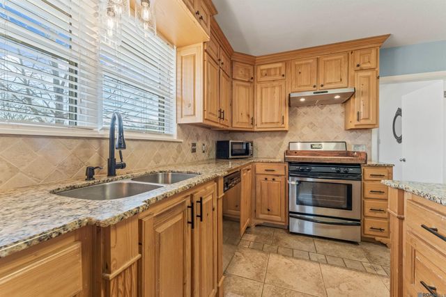 3035 Old Baker Rd, Zachary, LA 70791