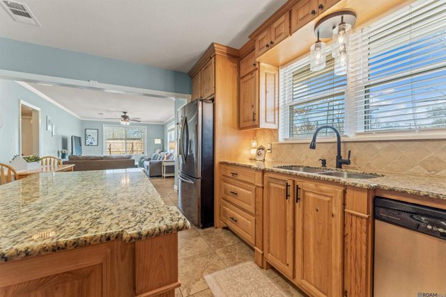 3035 Old Baker Rd, Zachary, LA 70791