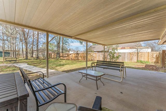 3035 Old Baker Rd, Zachary, LA 70791