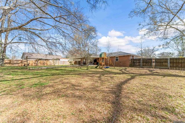 3035 Old Baker Rd, Zachary, LA 70791