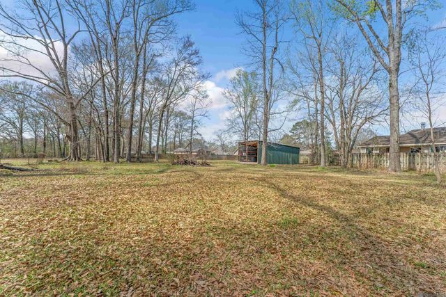 3035 Old Baker Rd, Zachary, LA 70791