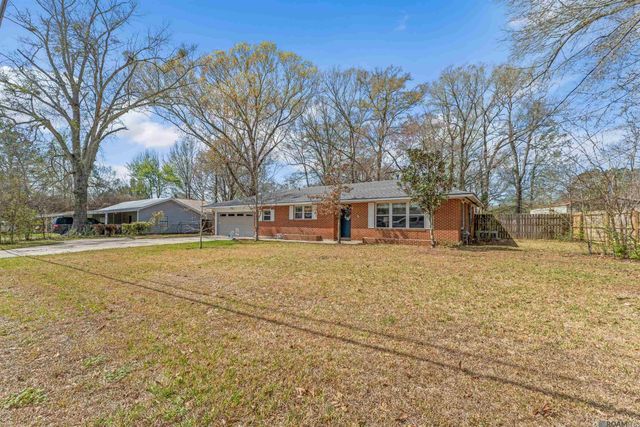 3035 Old Baker Rd, Zachary, LA 70791