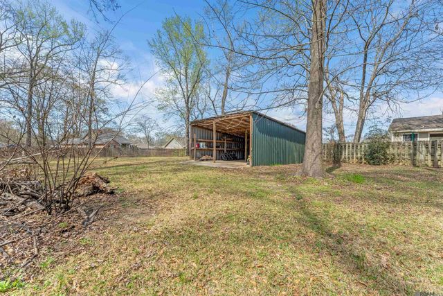 3035 Old Baker Rd, Zachary, LA 70791