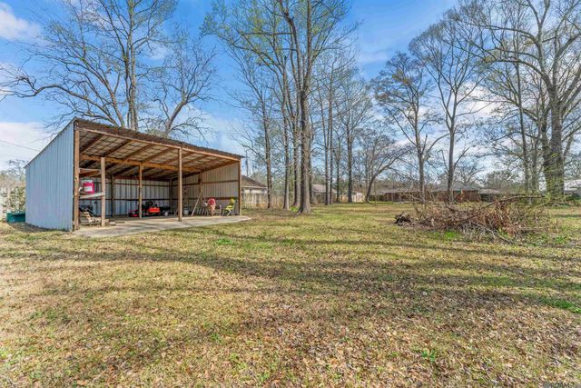 3035 Old Baker Rd, Zachary, LA 70791