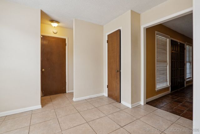 3923 S 122nd Street, Tulsa, OK 74146