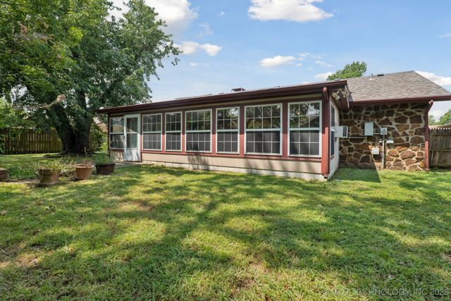 3923 S 122nd Street, Tulsa, OK 74146