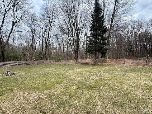 1841 Mulholland Road, Vienna, NY 13042