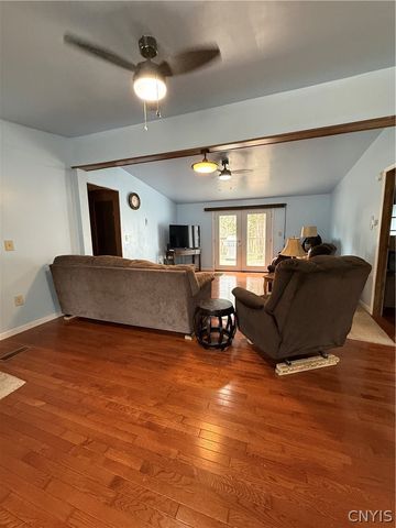 1841 Mulholland Road, Vienna, NY 13042