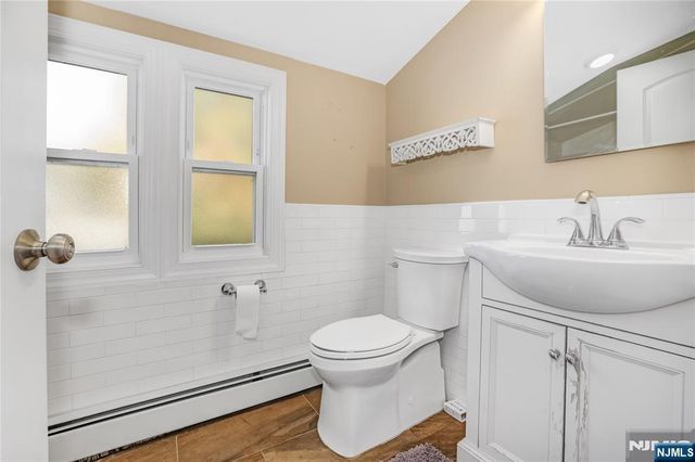 165 Pine Street, Hackensack, NJ 07601