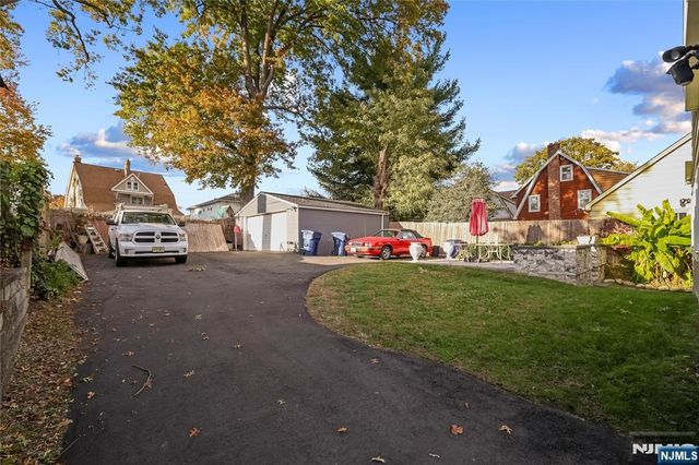 165 Pine Street, Hackensack, NJ 07601