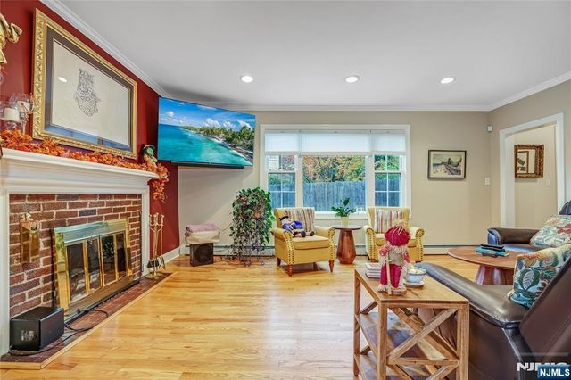 165 Pine Street, Hackensack, NJ 07601