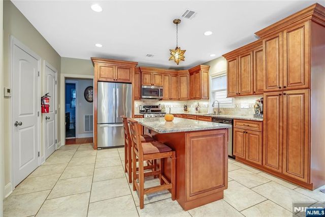 165 Pine Street, Hackensack, NJ 07601