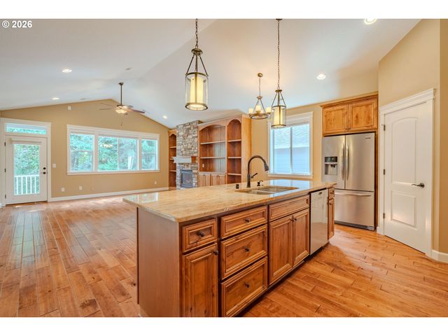 4217 Se 177TH Ln, Vancouver, WA 98683