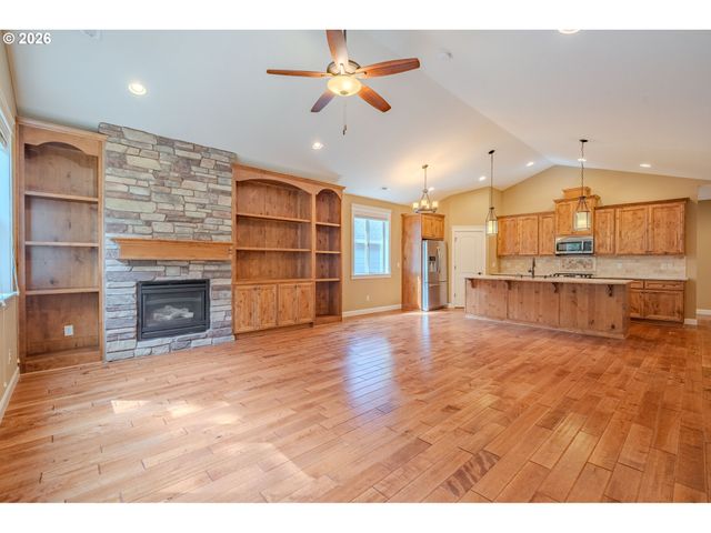 4217 Se 177TH Ln, Vancouver, WA 98683