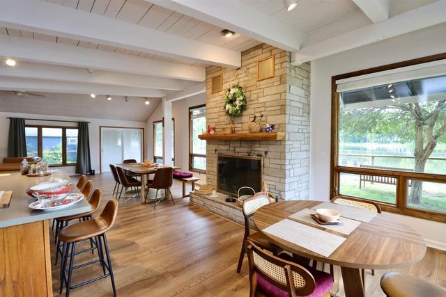 2870 S Riverside Drive, Beloit, WI 53511