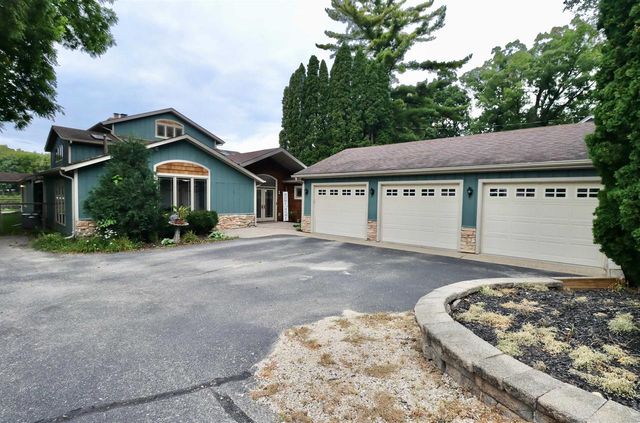 2870 S Riverside Drive, Beloit, WI 53511