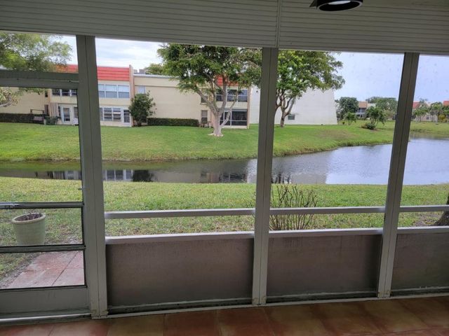 2733 Zorno Way, Delray Beach, FL 33445