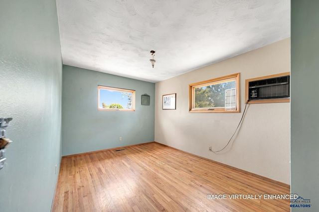 2418 CENTRAL BLVD, Rapid City, SD 57702