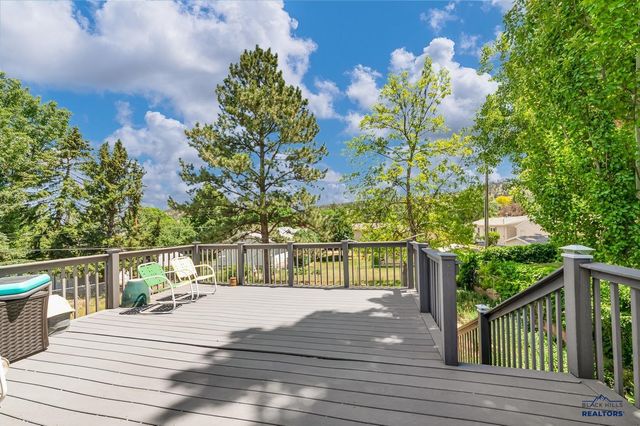 2418 CENTRAL BLVD, Rapid City, SD 57702