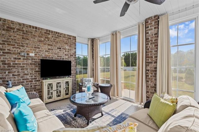 5403 Sicily Street, Oak Ridge, NC 27310