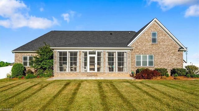 5403 Sicily Street, Oak Ridge, NC 27310